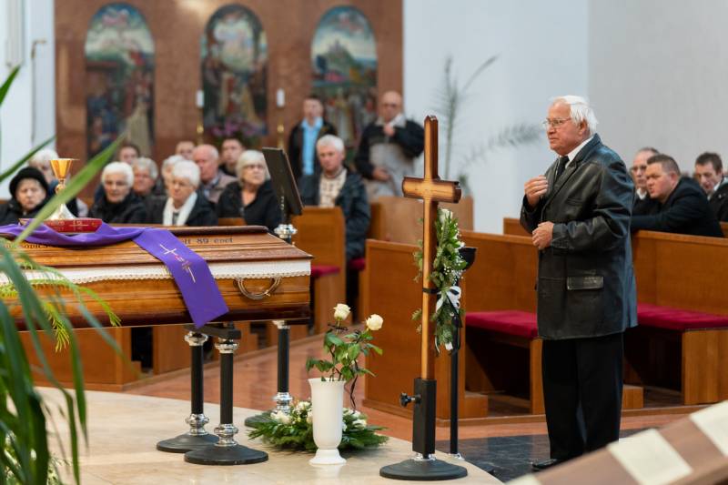 2025_10_27_gyurosovics temetes_09.jpg